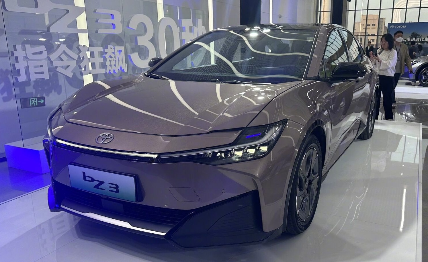 Toyota nay ‘phá lệ’, chọn bước đi hoàn toàn mới trước sức ép của xe điện, người chưa giàu sở hữu ô tô ngày càng càng dễ- Ảnh 1.