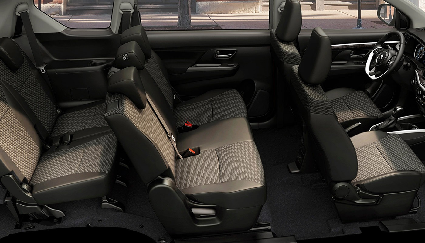 Lính mới của Suzuki tại thị trường Việt đen tuyền, hầm hố, 'ăn xăng' 5,9 lít/100 km, liệu có 'hạ gục' Xpander và Veloz?- Ảnh 2. Lính mới của Suzuki tại thị trường Việt đen tuyền, hầm hố, 'ăn xăng' 5,9 lít/100 km, liệu có 'hạ gục' Xpander và Veloz?- Ảnh 2.