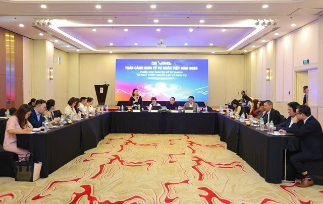 Lãnh đạo Vietjet, <a style='text-decoration: none;' href='/PNJ'>PNJ</a> cùng hơn 25 doanh nghiệp góp ý chính sách phát triển kinh tế tư nhân - ảnh 1