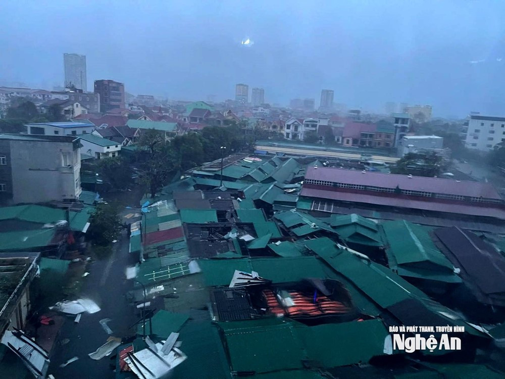 Hoàn lưu bão số 10 còn gây mưa lớn đến khi nào? - ảnh 1