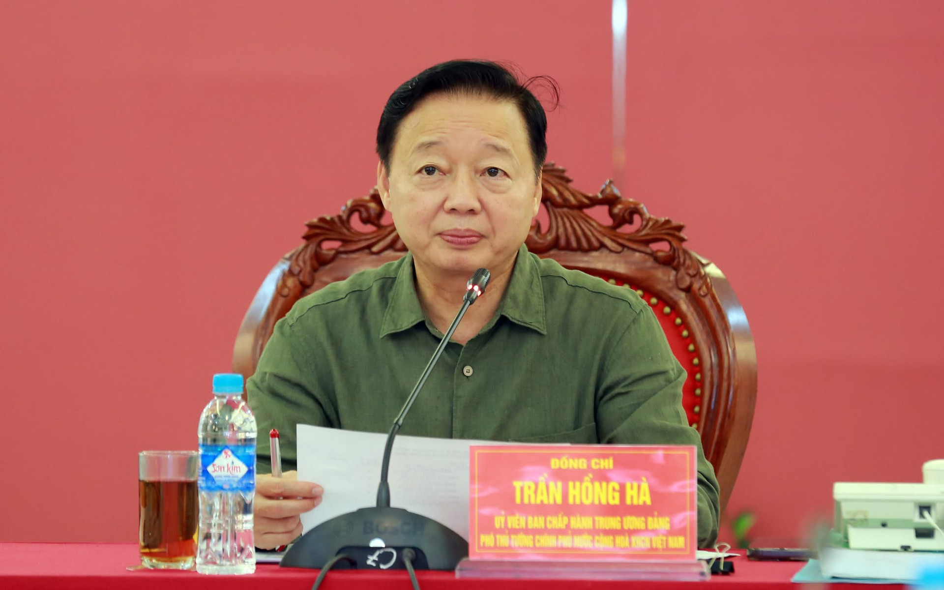 Khẩn trương khắc phục hậu quả bão số 10, ứng phó với lũ lụt, sạt lở do mưa lớn sau bão- Ảnh 1.