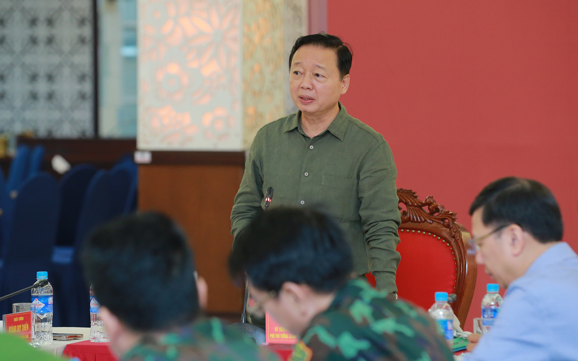 Khẩn trương khắc phục hậu quả bão số 10, ứng phó với lũ lụt, sạt lở do mưa lớn sau bão- Ảnh 5.