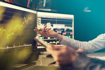 Một phút nắm trọn thị trường trước giờ giao dịch phiên 29/9: Mỹ áp thuế tới 50% với hàng xuất khẩu tỷ USD của Việt Nam, Hòa Phát ‘thoát hiểm’ tại EU