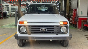 Soi chi tiết huyền thoại xe Nga Lada Niva Legend vừa xuất hiện tại Hà Nội