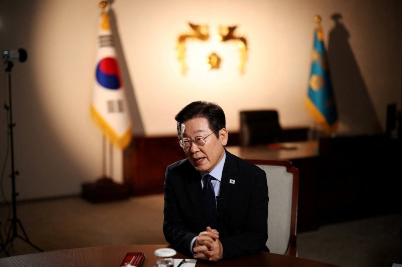 Quốc gia châu Á thẳng thừng từ chối chi 350 tỷ USD cho Mỹ, cảnh báo nền kinh tế có thể rơi vào khủng hoảng - ảnh 1