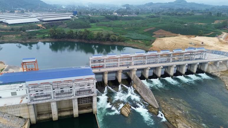 Di dời hơn 53.000 nhân khẩu thuộc 52 xã, Việt Nam ‘bắt tay’ cùng Liên Xô xây dựng nhà máy thủy điện đầu tiên của miền Bắc - ảnh 5