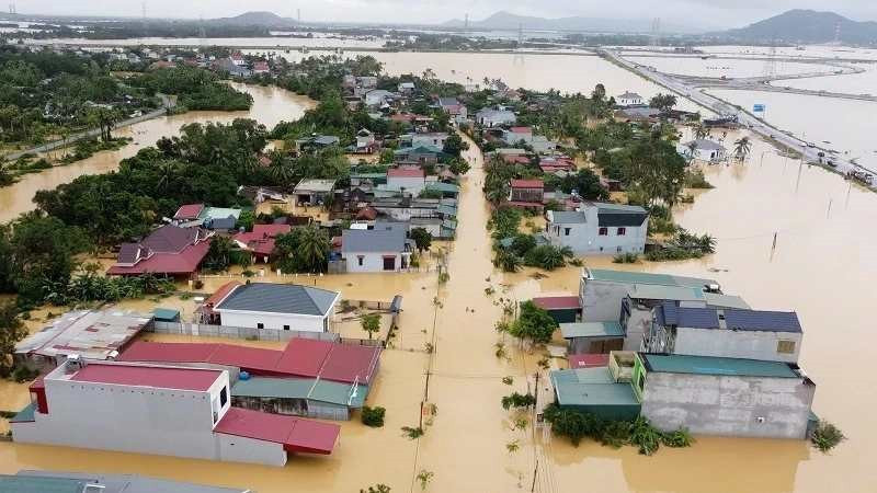 Hơn 3.200 hộ dân ở Thanh Hóa bị ngập trong biển nước - ảnh 1