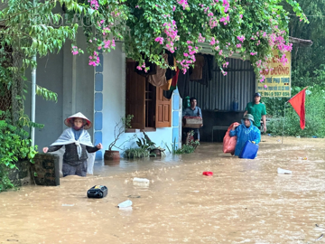 DBV ghi nhận gần 70 vụ tổn thất chỉ một ngày sau bão số 10