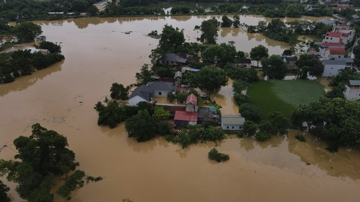 Hà Nội phát lệnh báo động lũ cấp I, cảnh báo 65 điểm ngập úng ở nội đô