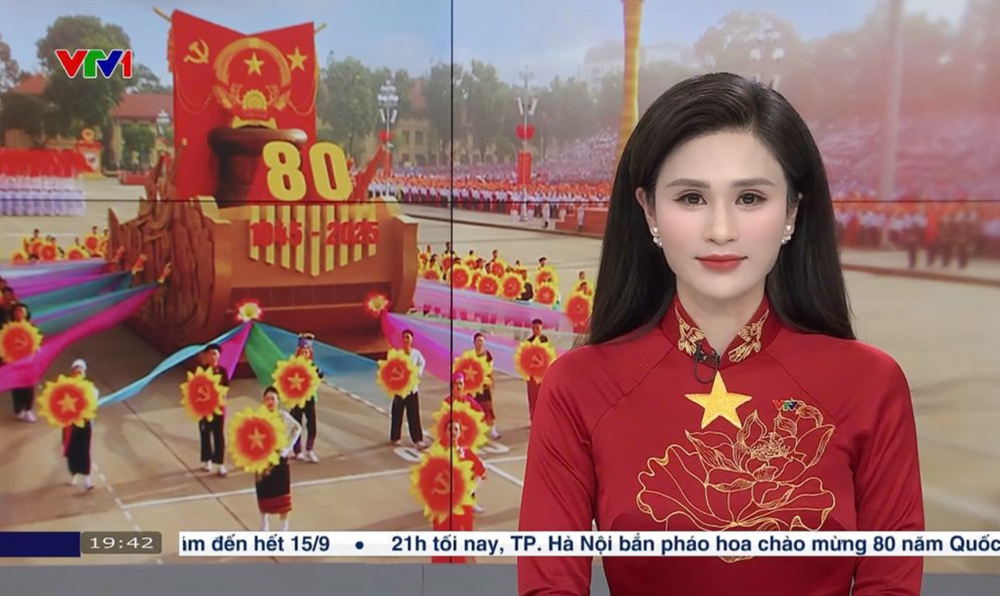 <a style='text-decoration: none;' href='/BTV'>BTV</a> Minh Trang xuất hiện gây chú ý - ảnh 1