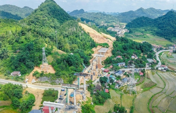 Chủ tịch Đèo Cả kiểm tra dự án quy mô 23.000 tỷ, yêu cầu triển khai giải pháp bù đắp tiến độ