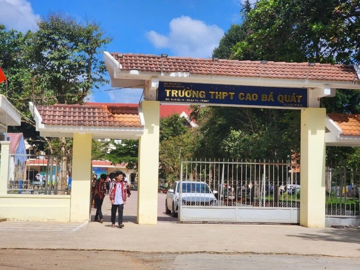 Kỷ luật một Hiệu trưởng trường cấp 3