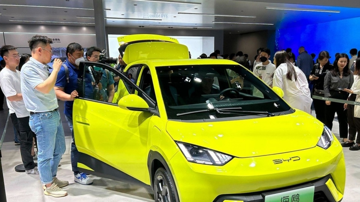 Xe điện Trung Quốc có thể 'quét sạch' hãng Mỹ, CEO Rivian cảnh báo: 'Các hãng xe nên dè chừng công nghệ của Trung Quốc, chứ không phải giá'