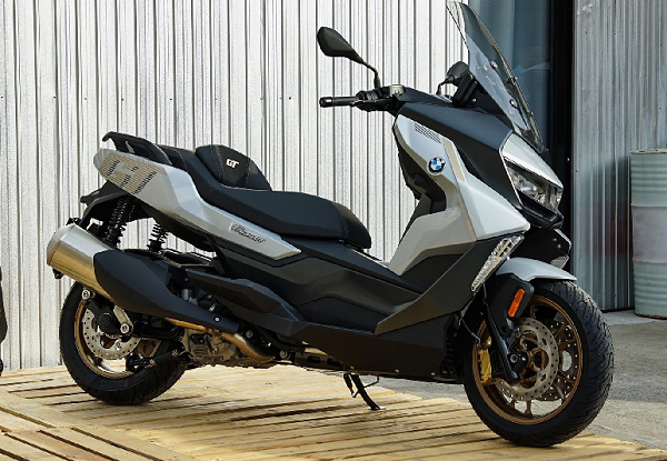 BMW C 400 GT ra mắt Việt Nam: Maxi-scooter cao cấp giá 319 triệu đồng, 'so găng' Honda SH350i và Yamaha Xmax BMW C 400 GT ra mắt Việt Nam: Maxi-scooter cao cấp giá 319 triệu đồng, 'so găng' Honda SH350i và Yamaha Xmax