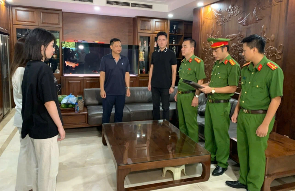 Phong tỏa, khám xét khẩn cấp nhà Nguyễn Văn Mai - ảnh 2