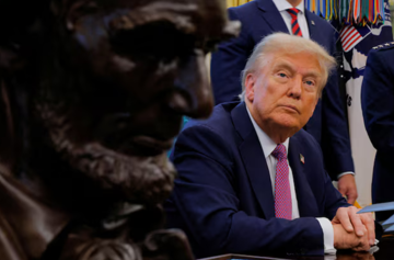 Nóng: Ông Trump miễn trừ thuế quan cho một số quốc gia, hơn 45 nhóm mặt hàng được ưu đãi 0%