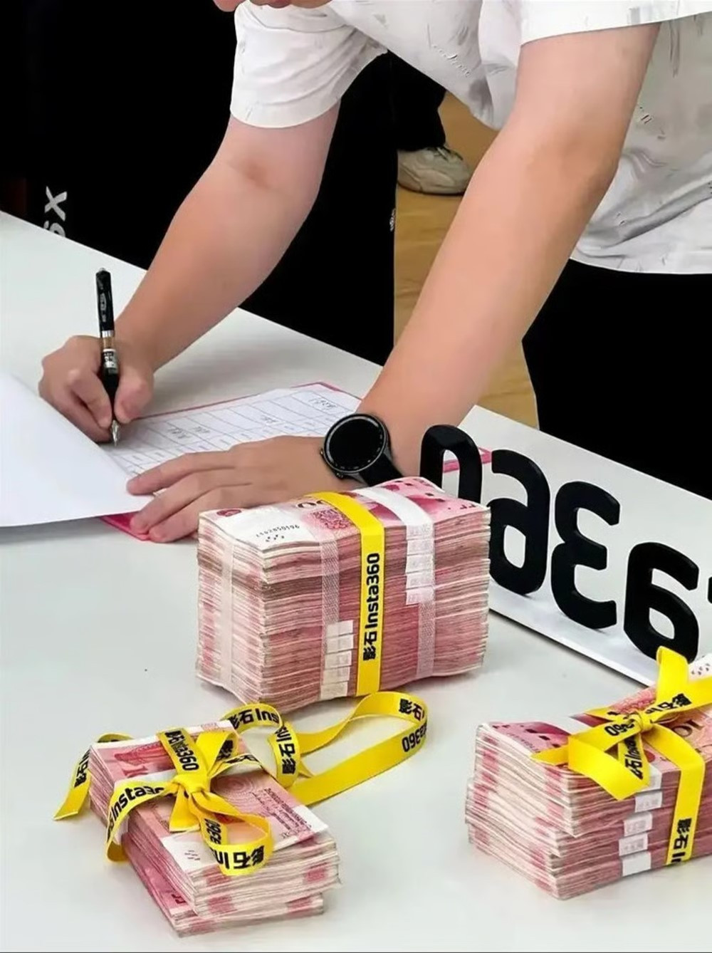 Công ty thưởng gần 4 tỷ đồng cho nhân viên giảm cân, một người thắng lớn nhờ tụt gần 20kg chỉ trong 3 tháng - ảnh 1