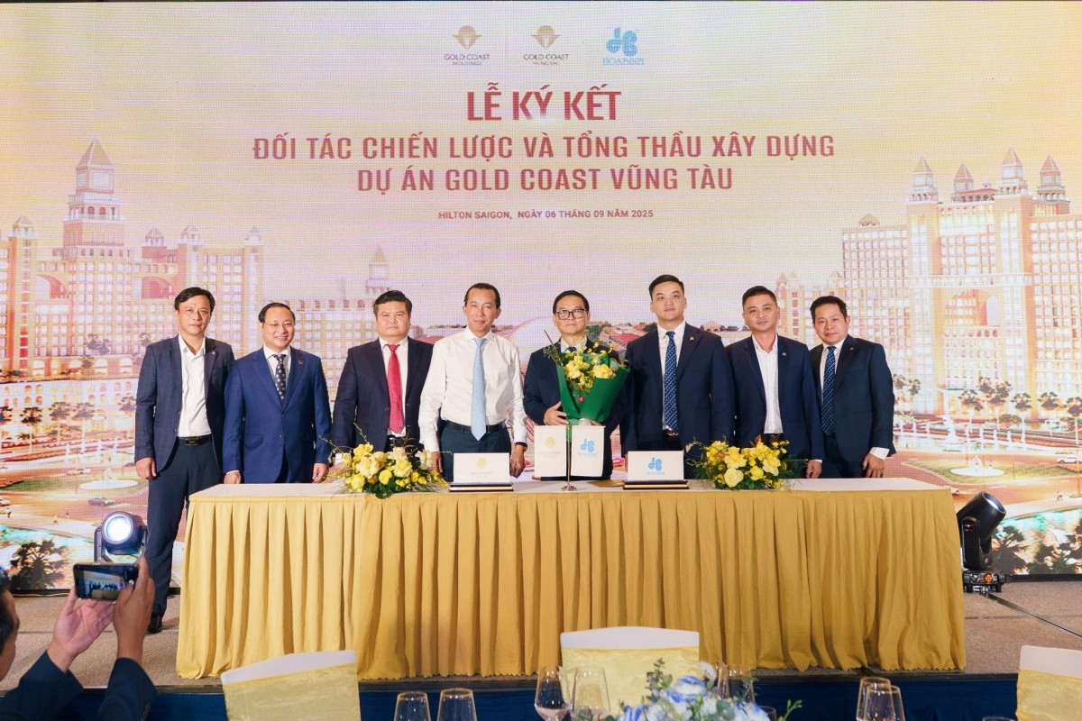 Khẳng định năm nay không thiếu việc, Xây dựng Hòa Bình (<a style='text-decoration: none;' href='/HBC'>HBC</a>) trúng thêm gói thầu tại dự án 5 tỷ USD