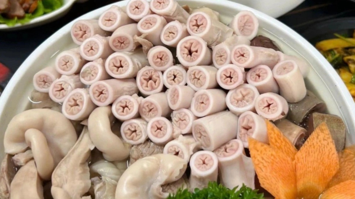 Lòng ‘Chát’ quán trên đường Tôn Thất Tùng chính thức đóng cửa sau 10 năm hoạt động sau vụ lòng xe điếu gây tranh cãi