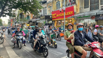 10 tháng trước khi cấm xe xăng trong Vành đai 1 Hà Nội, dần lộ diện hàng trăm vị trí vàng để lắp trạm sạc điện