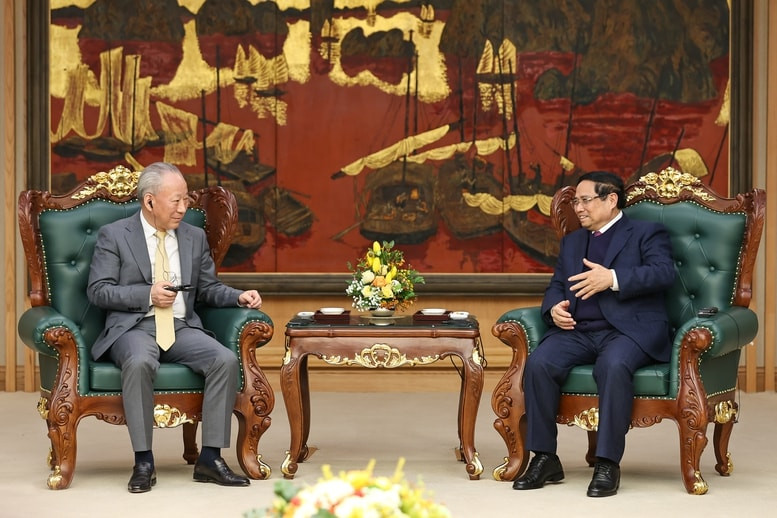 Thủ tướng Phạm Minh Chính tiếp ông Nghiêm Giới Hòa, người sáng lập Tập đoàn xây dựng Thái Bình Dương - Ảnh: VGP/Nhật Bắc