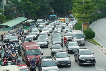 Tất cả phương tiện ô tô trên cả nước có sự thay đổi lớn chưa từng thấy