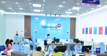 Ngân hàng 'hút' tiền gửi kỷ lục