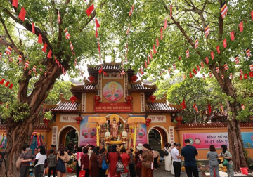 Ngôi chùa hơn 500 năm linh thiêng bậc nhất Thủ đô, từng đón hơn 5 triệu lượt Phật tử chiêm bái trong 4 ngày