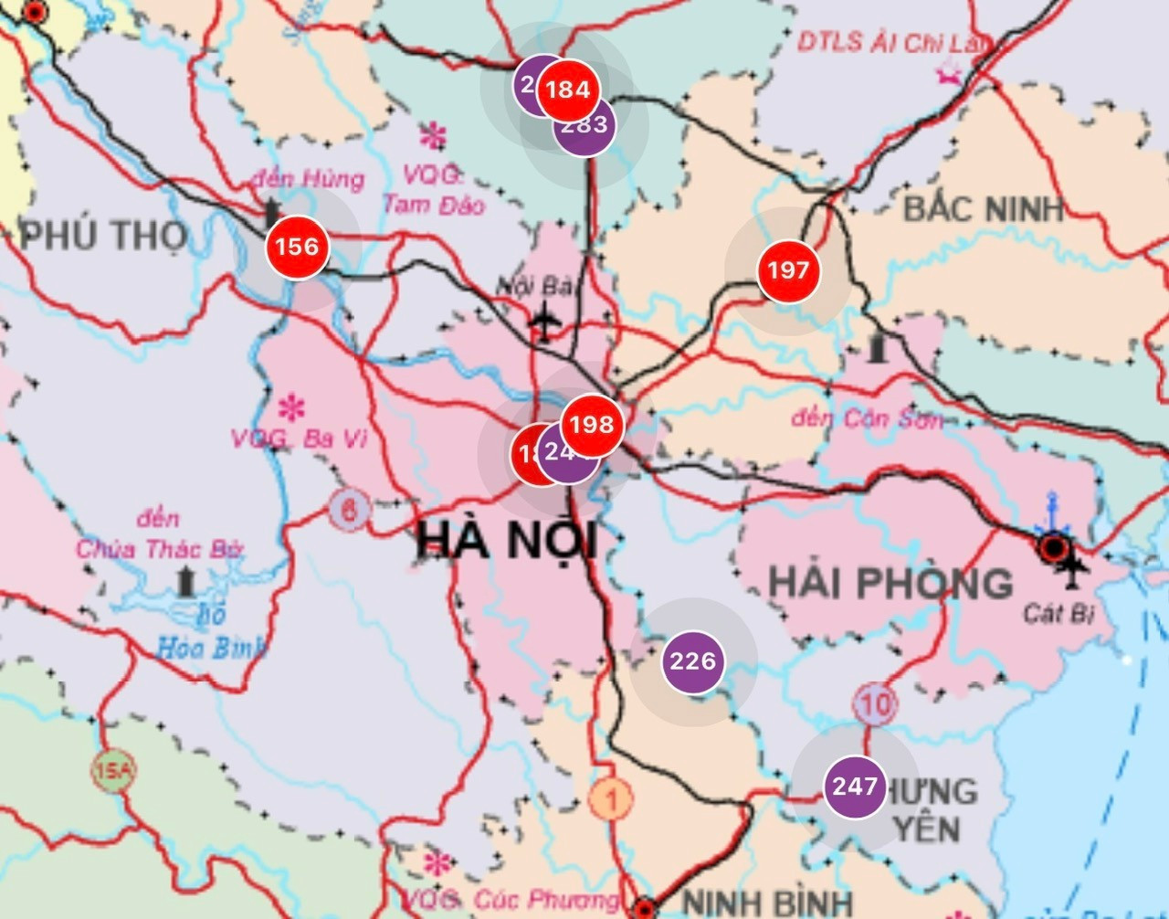 Ô nhiễm không khí phổ biến ở ngưỡng đỏ và ngưỡng tím trong sáng nay tại nhiều tỉnh/thành phố miền Bắc. Nguồn: ứng dụng quan trắc không khí VN Air của Cục Môi trường. z7418440983404-3fd2f7f6a85902e1fa1d4905bb2e498f.jpg