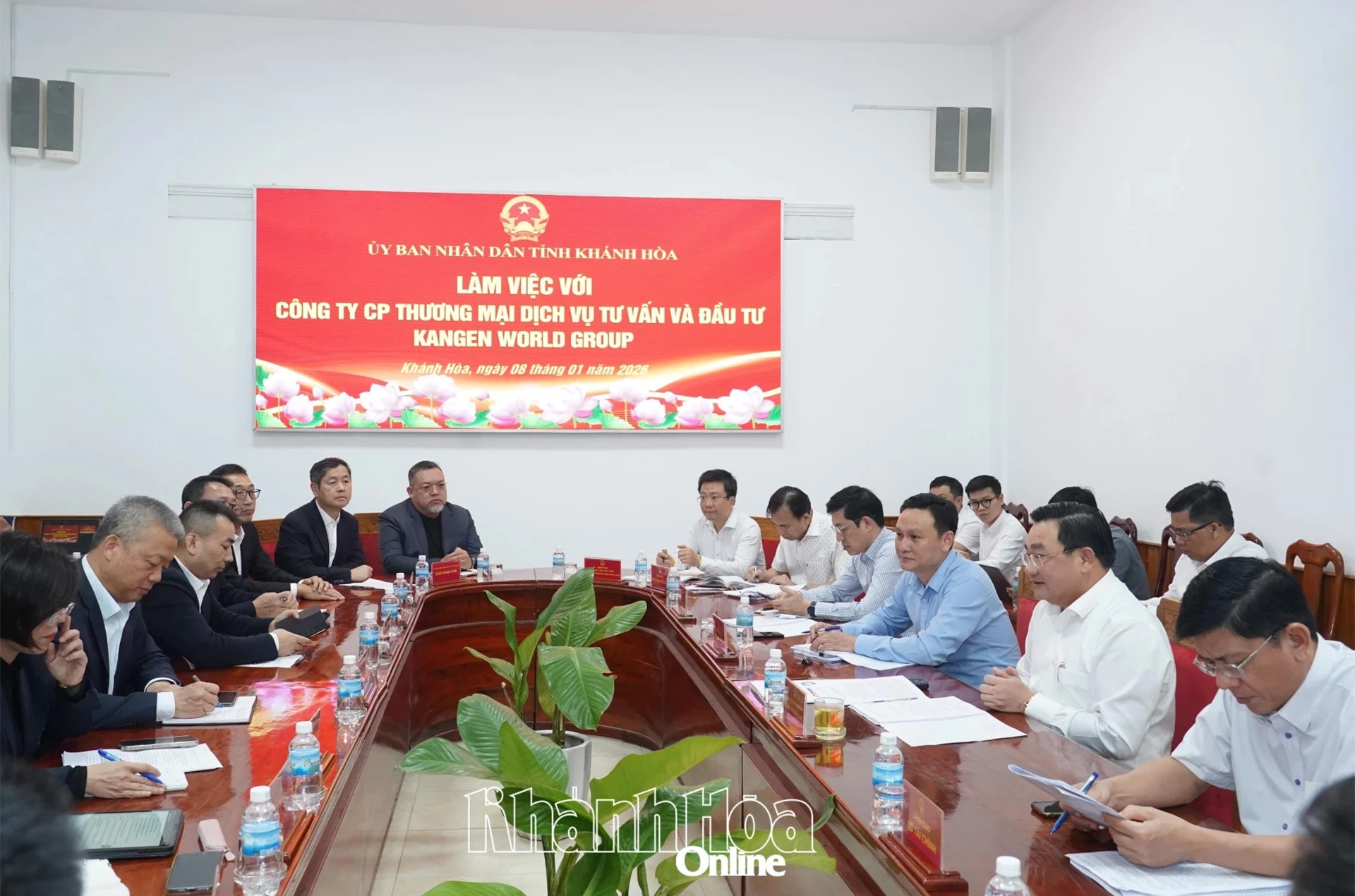 Hình ảnh tại buổi làm việc. Nguồn ảnh: Báo Khánh Hòa Hình ảnh tại buổi làm việc. Nguồn ảnh: Báo Khánh Hòa