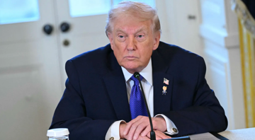 Ông Trump tính đòn cứng với Iran vì đã vượt qua 'lằn ranh đỏ'