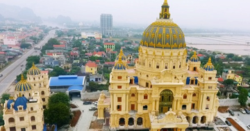 Tòa lâu đài tư nhân lớn nhất Đông Nam Á: Vốn đầu tư nghìn tỷ, kiến trúc mang đậm dấu ấn tôn giáo