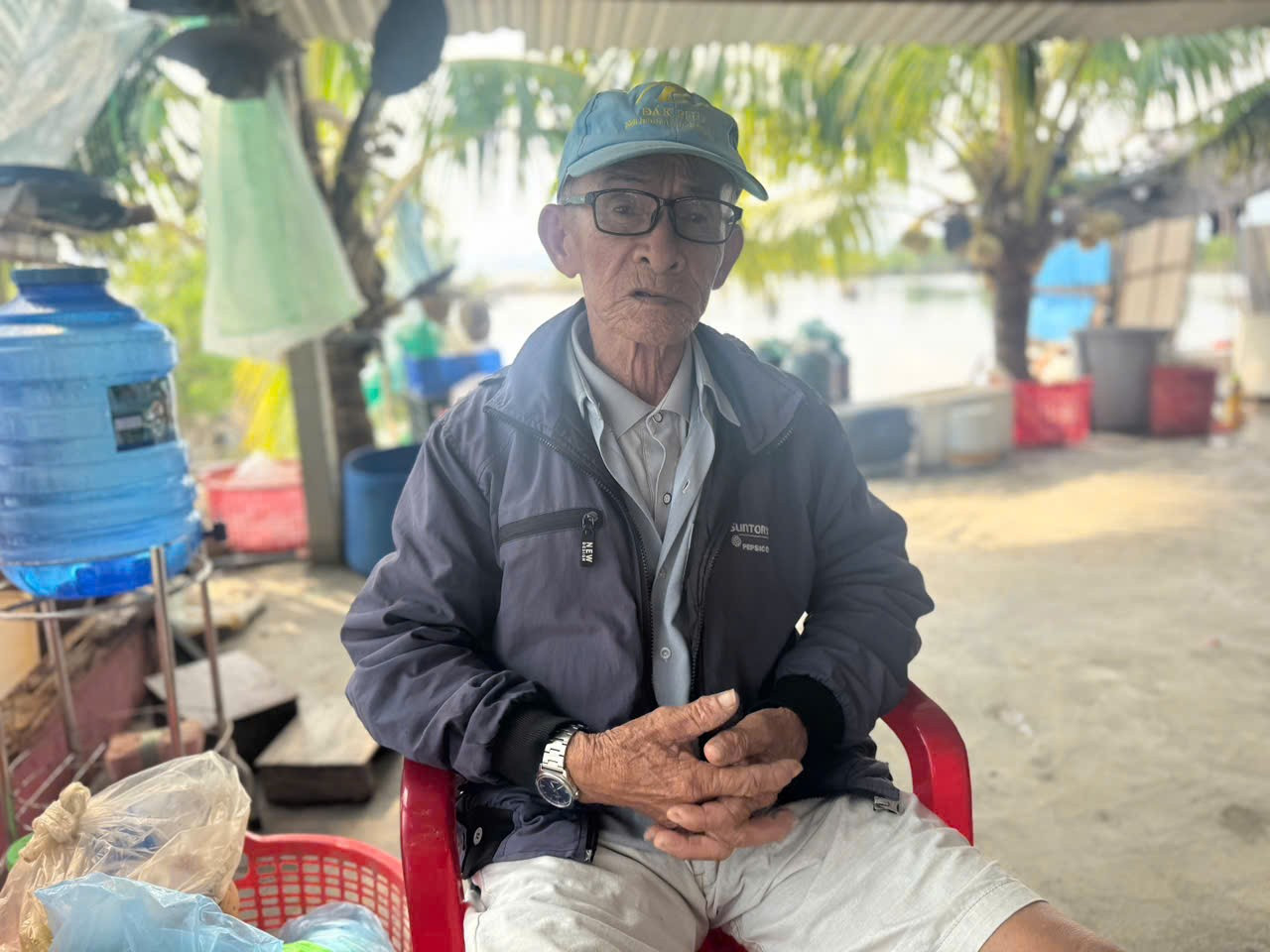 Cụ Lê Văn Phấn (SN 1946, khu phố Phú Mỹ, phường Sông Cầu chia sẻ: cu.jpg