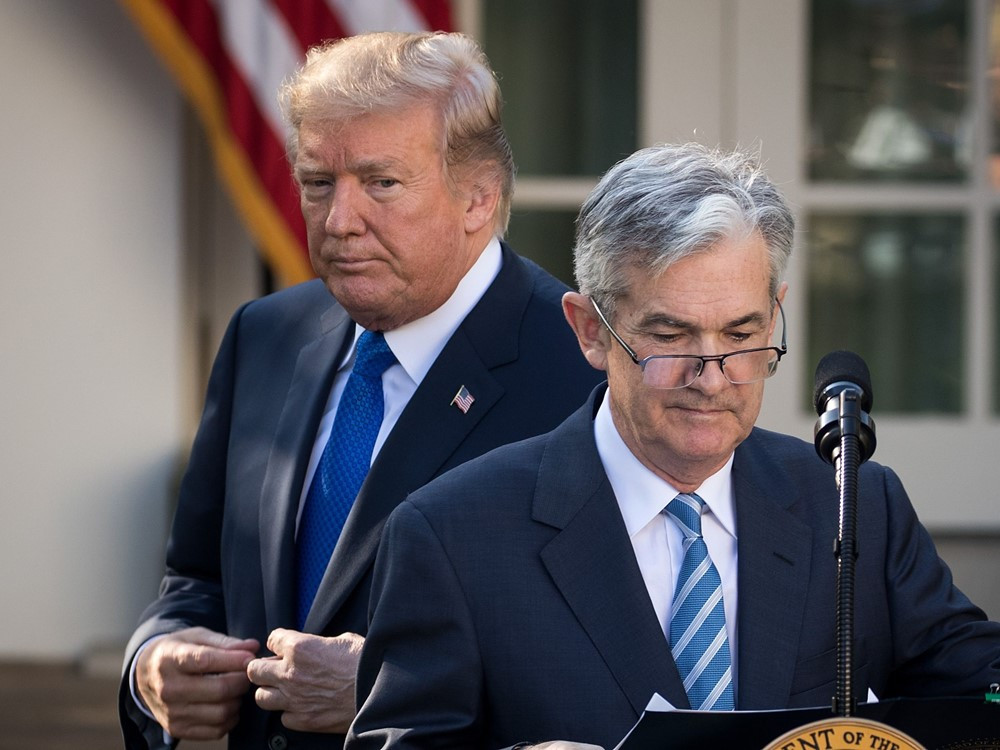 Ông Trump bất ngờ khẳng định không có kế hoạch sa thải Chủ tịch Fed Jerome Powell - ảnh 1