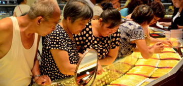 Hàng loạt ngân hàng Trung Quốc cảnh báo về vàng, người dân chú ý