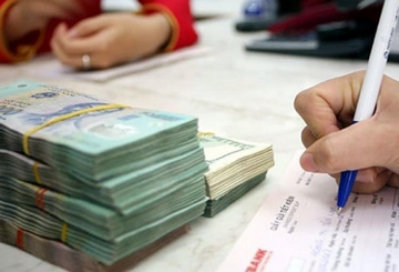 Một doanh nghiệp niêm yết chào bán 15 triệu cổ phiếu để trả nợ cùng lúc nhiều ngân hàng