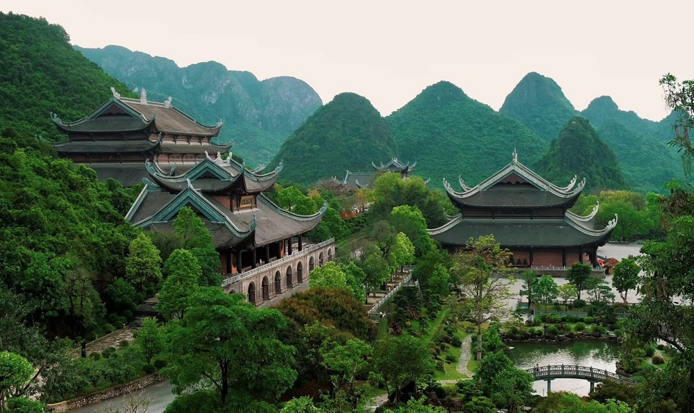Ngôi chùa lớn nhất thế giới của Việt Nam nằm trong quần thể 5.000ha, đang được hoàn thiện hồ sơ trình UNESCO công nhận Di sản thế giới - ảnh 2