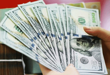 Tỷ giá USD hôm nay 16/1: Ngân hàng giảm nhẹ, thị trường tự do tăng
