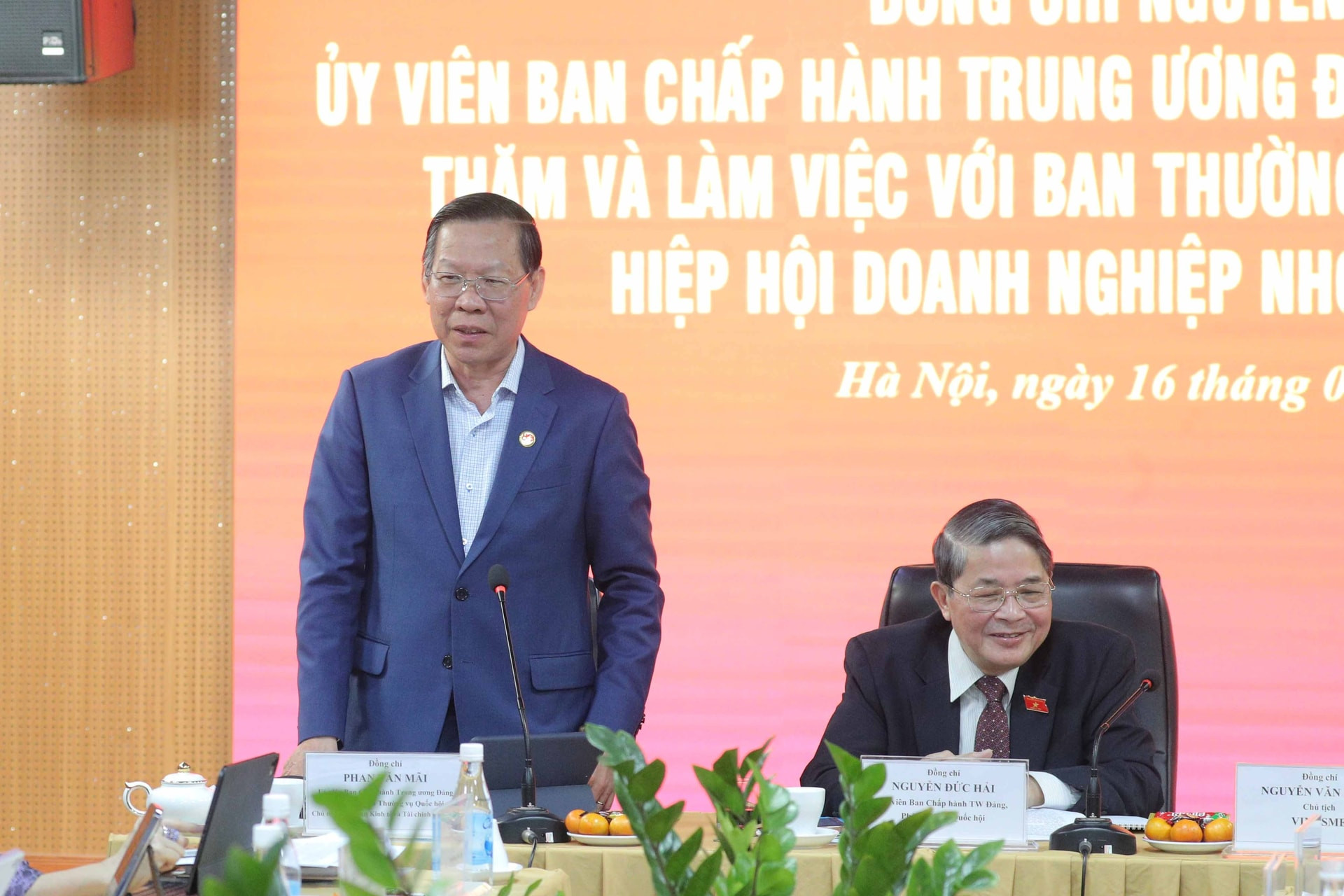 chu-nhiem-uy-ban-kinh-te-va-tai-chinh-phan-van-mai.jpg