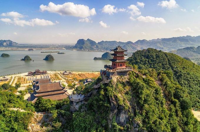 Quần thể danh thắng sở hữu ngôi chùa lớn nhất thế giới của Việt Nam sẽ trở thành Di sản thế giới do UNESCO công nhận- Ảnh 1. Quần thể danh thắng sở hữu ngôi chùa lớn nhất thế giới của Việt Nam sẽ trở thành Di sản thế giới do UNESCO công nhận- Ảnh 1.