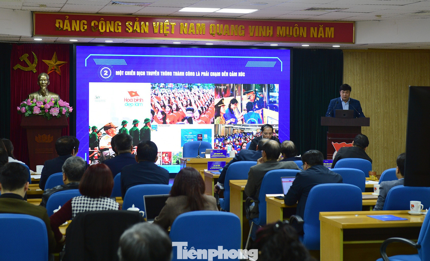 Tại hội nghị đã có các tham luận chia sẻ mô hình, bài học, kinh nghiệm trong triển khai nhiệm vụ. Ảnh: Xuân Tùng tp-tongket9.jpg