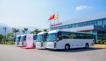 Hãng xe Việt Kim Long Motor tiếp tục xuất xưởng lô xe bus 'made in Vietnam' cho doanh nghiệp vận tải uy tín Đà Nẵng