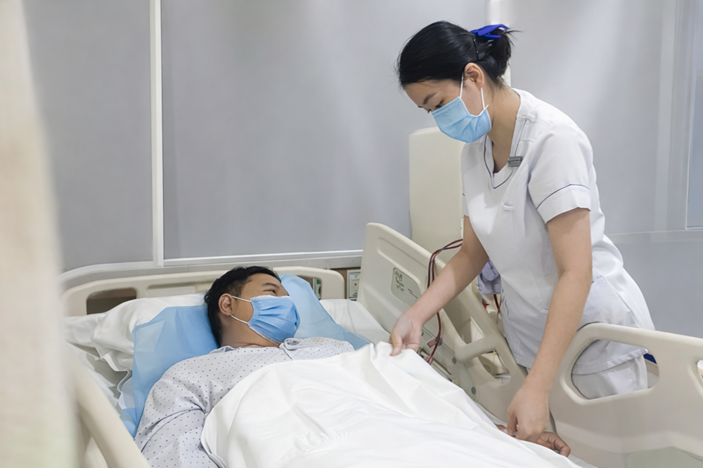Nam thanh niên 26 tuổi thấy mắt mờ dần, đi xét nghiệm phát hiện suy thận giai đoạn cuối - ảnh 1
