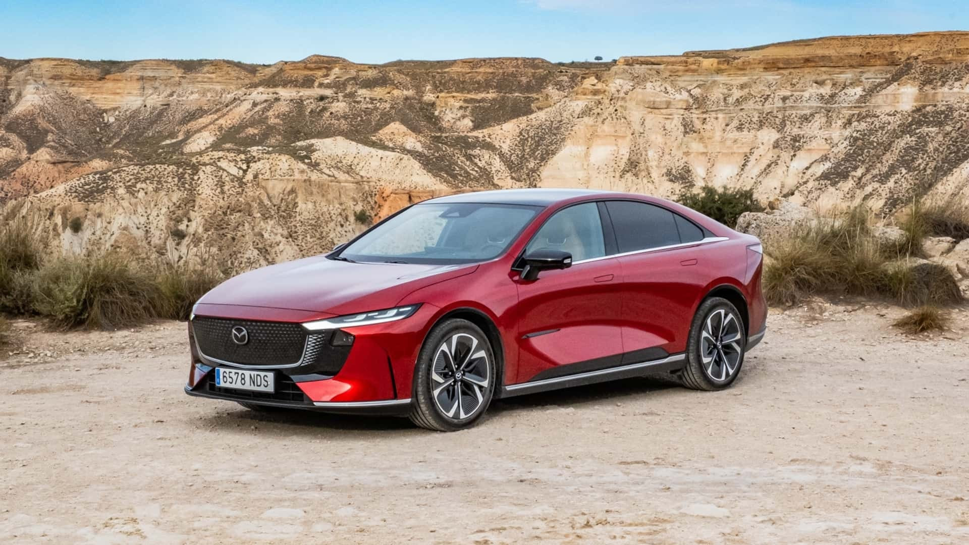 mazda-6e-la-prova-su-strada-in-spagna-3-1768869518929-17688695205301510737449.jpg