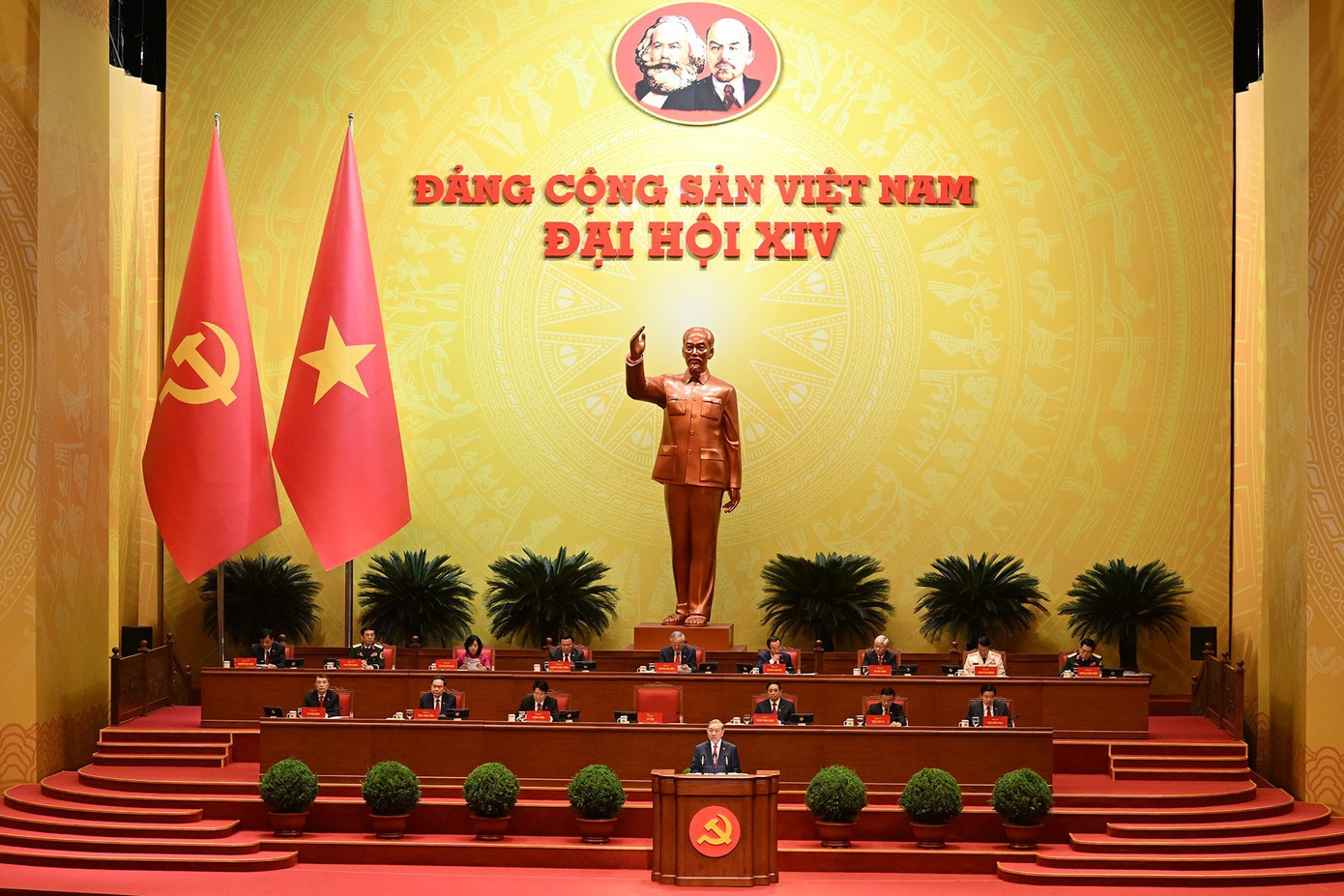 tienphong-201khaimaca13.jpg