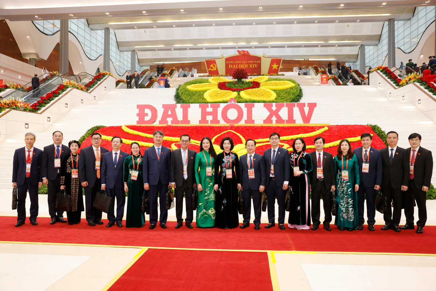 tienphong-201khaimaca17.jpg