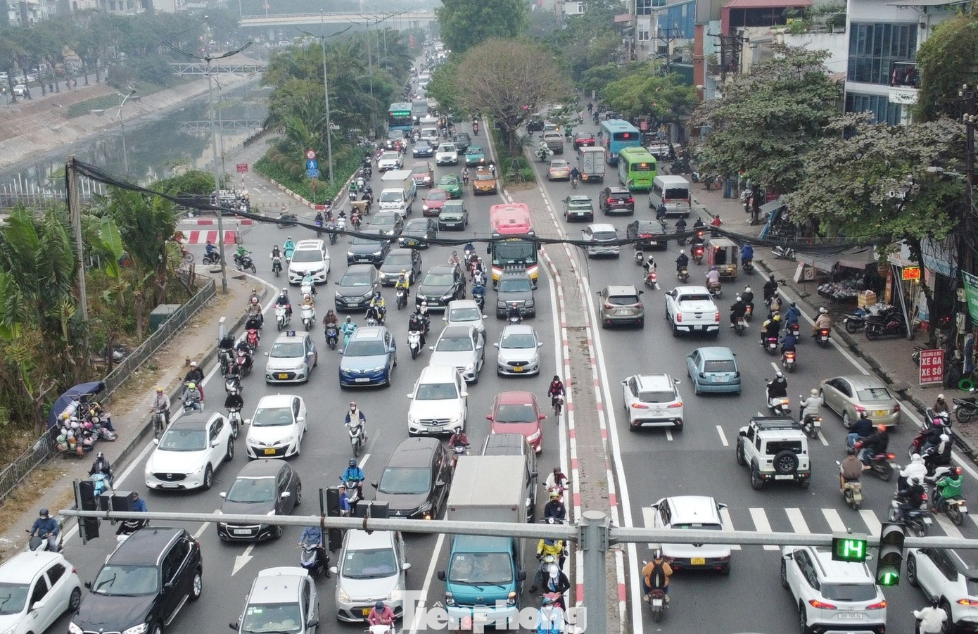 Năm 2025 Sở Xây dựng Hà Nội đã xử lý 9 điểm ùn tắc trên đường. tp-6.jpg