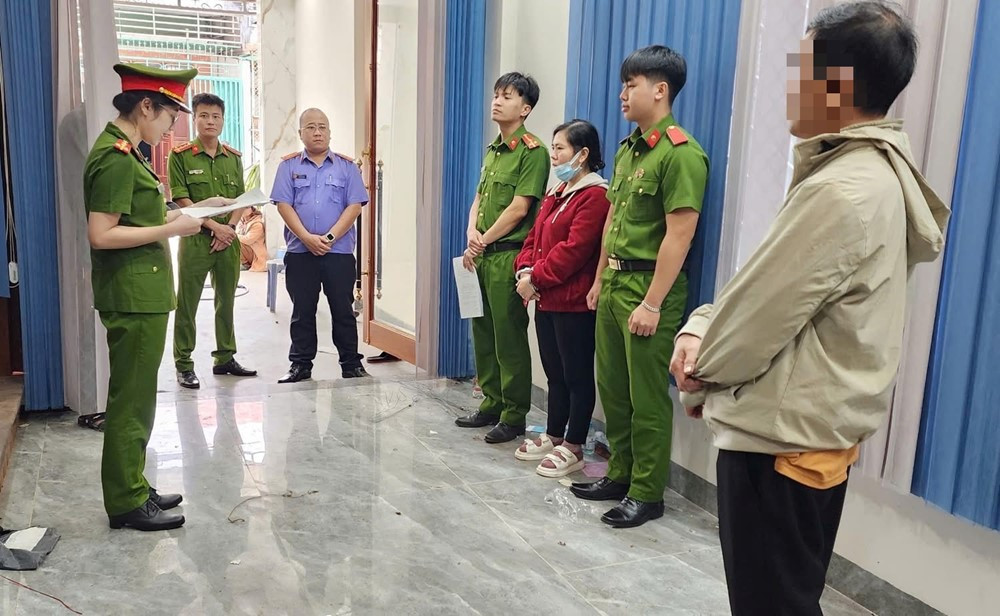 Bắt vợ chồng ‘đại gia’ BĐS Huỳnh Hải Huy SN 1983 - ảnh 2
