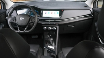 Mẫu SUV cỡ B ‘đúng và trúng’ nhu cầu khách hàng, giá chỉ 330 triệu: Thiết kế đẹp, trang bị phong phú, mâm hợp kim 17inch, dễ cho Hyundai i10 phải lo