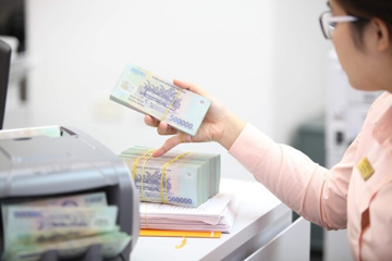 Sau 3 lần tăng liên tiếp, lãi suất tiền gửi tại một ngân hàng bất ngờ quay đầu giảm